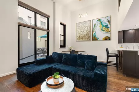 518 Gregory Ave #201, Weehawken, NJ 07086