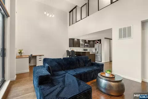 518 Gregory Ave #201, Weehawken, NJ 07086