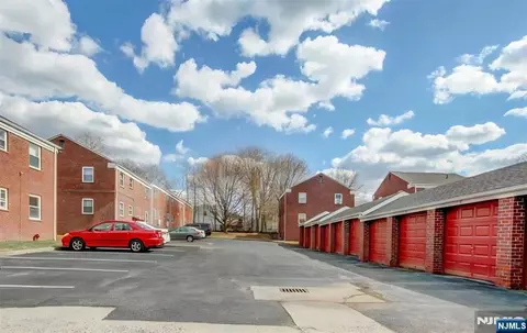 Exterior - 370 Esplanade #21, Hackensack, NJ 07601 photo 1 of 1