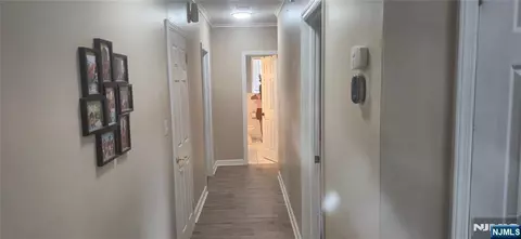 Entry Way - 2 Beaver Point Trl, Wharton, NJ 07885 photo 3 of 12
