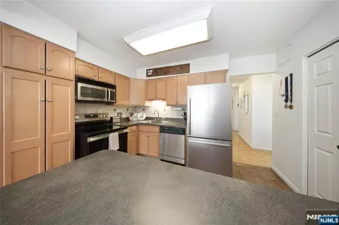 Kitchen - 151 Prospect Ave #16D, Hackensack, NJ 07601 photo 2 of 2
