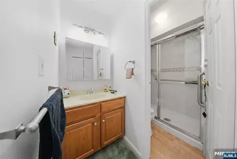 Bath - 151 Prospect Ave #16D, Hackensack, NJ 07601 photo 2 of 2