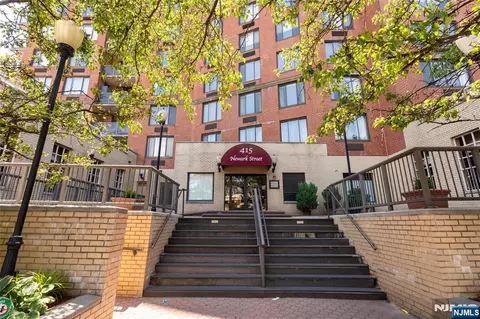 415 Newark St #5A, Hoboken, NJ 07030