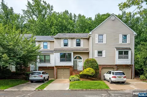 4506 Stonehedge Rd #4506, Edison, NJ 08820