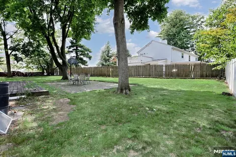 Exterior - 703 Chadwick Dr, Paramus, NJ 07652 photo 4 of 10