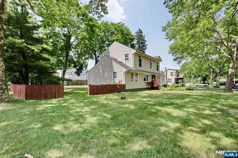 Exterior - 703 Chadwick Dr, Paramus, NJ 07652 photo 9 of 10