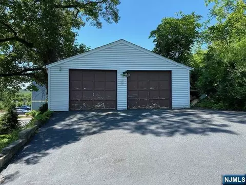 1025 Ringwood Ave, Haskell, NJ 07420 photo 3