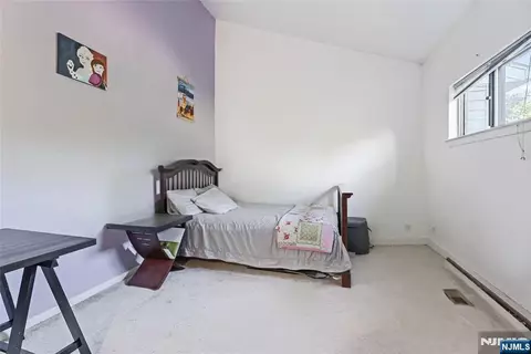 Bedroom - 31 Lockley Ct, Wayne, NJ 07470 photo 2 of 2