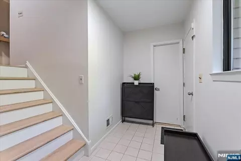 Entry Way - 31 Lockley Ct, Wayne, NJ 07470 photo 1 of 1