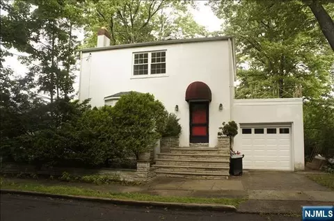 1257 Briar Way, Fort Lee, NJ 07024