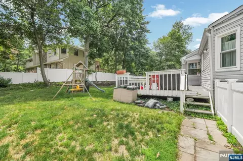 48 Lake Dr, Wayne, NJ 07470 photo 28