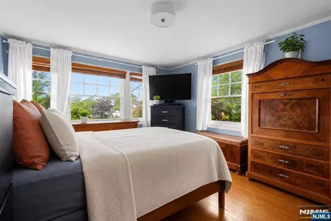 Bedroom - 384 Anderson St, Hackensack, NJ 07601 photo 2 of 5