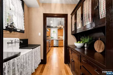 Entry Way - 384 Anderson St, Hackensack, NJ 07601 photo 1 of 6