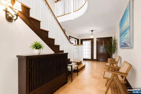 Entry Way - 384 Anderson St, Hackensack, NJ 07601 photo 3 of 6