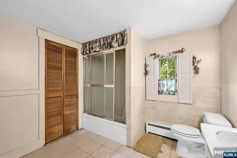 Bath - 163 W Midland Ave, Paramus, NJ 07652 photo 2 of 2