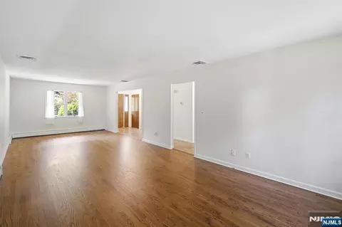 Living - 308 Ross Ave, Hackensack, NJ 07601 photo 3 of 4