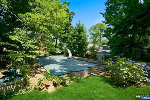 Exterior - 308 Ross Ave, Hackensack, NJ 07601 photo 5 of 6