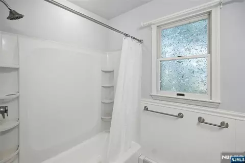 Bath - 308 Ross Ave, Hackensack, NJ 07601 photo 5 of 5