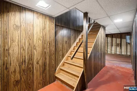 Entry Way - 308 Ross Ave, Hackensack, NJ 07601 photo 5 of 5