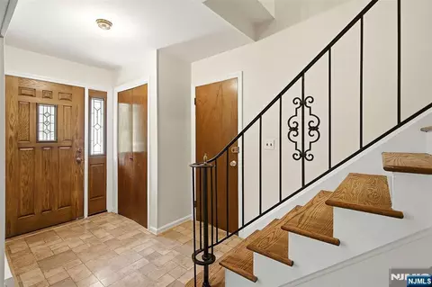 Entry Way - 308 Ross Ave, Hackensack, NJ 07601 photo 2 of 5
