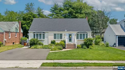 13-41 20th St, Fair Lawn, NJ 07410