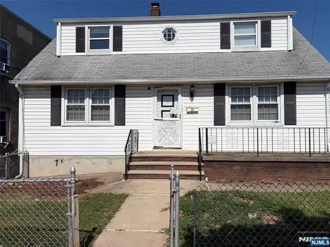 391 Macarthur Ave, Garfield, NJ 07026