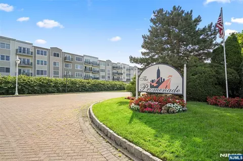 155 The Promenade, Edgewater, NJ 07020