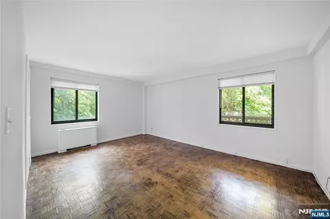 Other - 1375 River Rd #2B, Edgewater, NJ 07020 photo 2 of 10