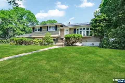19 Lawrence Rd, Wayne, NJ 07470 photo 24