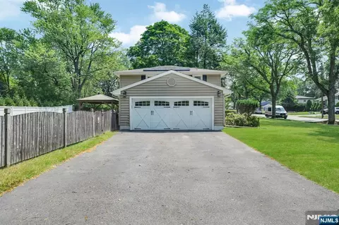 19 Lawrence Rd, Wayne, NJ 07470 photo 26