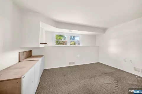 19 Lawrence Rd, Wayne, NJ 07470 photo 21