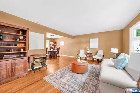 19 Lawrence Rd, Wayne, NJ 07470 photo 6