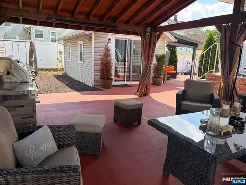 Exterior - 371 Simons Ave, Hackensack, NJ 07601 photo 7 of 8