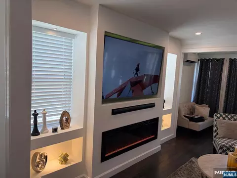 Entry Way - 371 Simons Ave, Hackensack, NJ 07601 photo 3 of 5