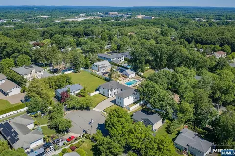 View/Area - 191 Nimitz Rd, Paramus, NJ 07652 photo 2 of 2