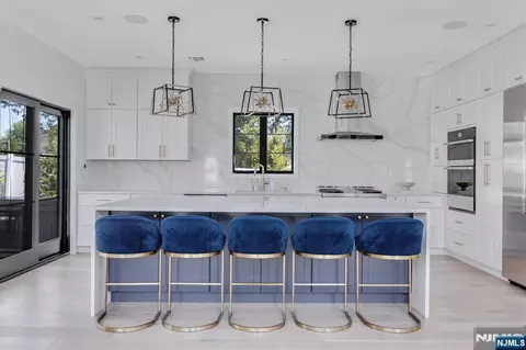 Kitchen - 191 Nimitz Rd, Paramus, NJ 07652 photo 2 of 4