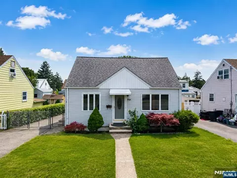 711 Bloomfield Ave, Clifton, NJ 07012