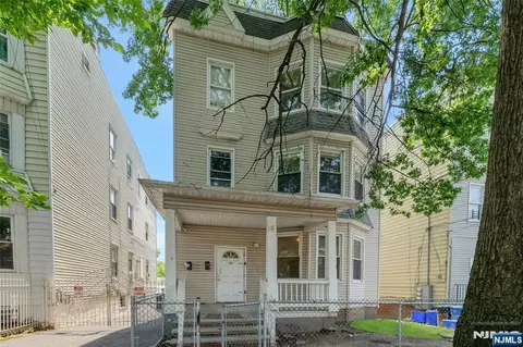 48 Seymour Ave, Newark, NJ 07108