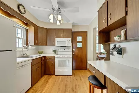 224 Euclid Ave, Hackensack, NJ 07601 photo 27