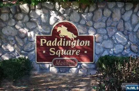 1047 Cambridge Ct #1047, Mahwah, NJ 07430