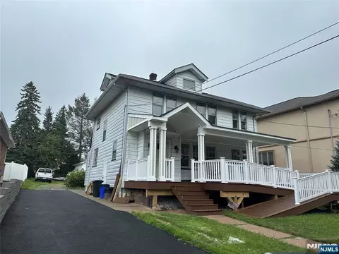542 Prospect Ave, Ridgefield, NJ 07657
