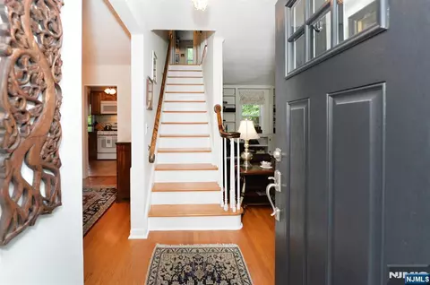 418 Burlington Rd, Paramus, NJ 07652 photo 5