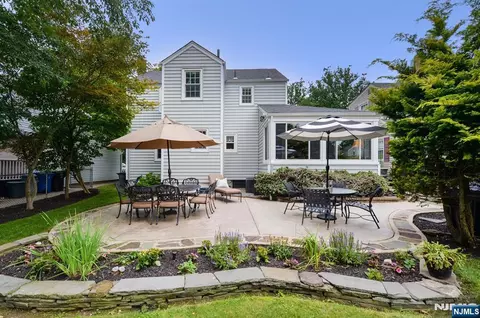 418 Burlington Rd, Paramus, NJ 07652 photo 17