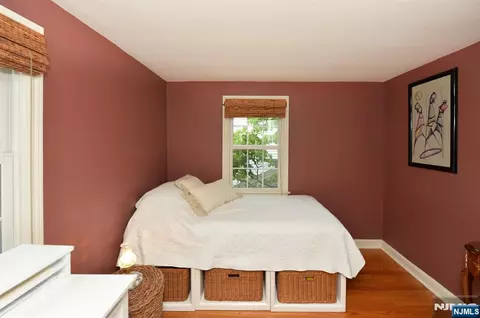 418 Burlington Rd, Paramus, NJ 07652 photo 25