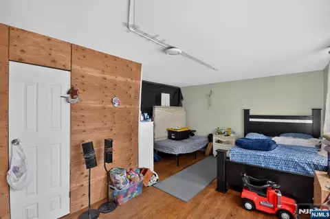 Bedroom - 464 Tulane Ct, Paramus, NJ 07652 photo 1 of 4