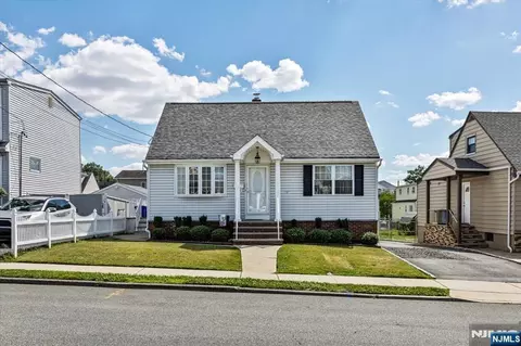 352 Wilson Ave, Lyndhurst, NJ 07071
