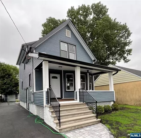 340 Watson Ave, Lyndhurst, NJ 07071
