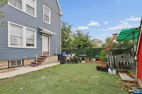 Exterior - 605 Central Ave, Harrison, NJ 07029 photo 3 of 4