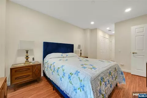 Bedroom - 189 Forest Ave #211, Paramus, NJ 07652 photo 2 of 3