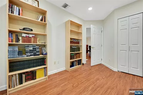 Entry Way - 189 Forest Ave #211, Paramus, NJ 07652 photo 2 of 2